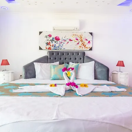 Uzumlu Village 2 Bedroom 1122 فيلة كالكان